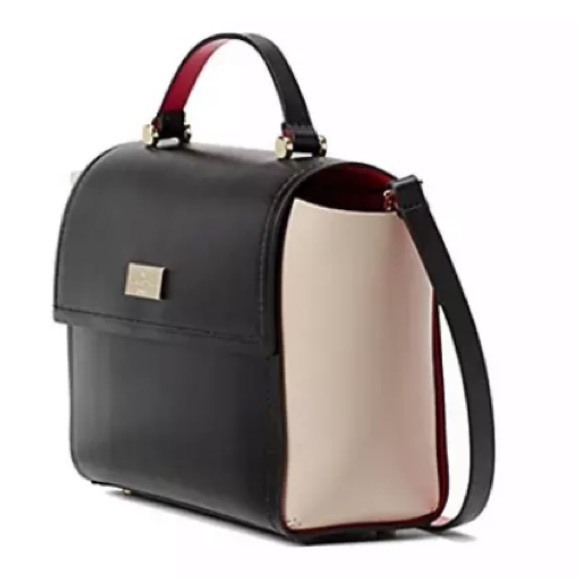 ⛔️SOLD⛔️Authentic Kate Spade Leather Crossbody - Picture 3 of 8